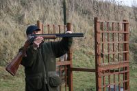Explanation of the rib of the gun and gun fitting session to enable broken clay pigeons